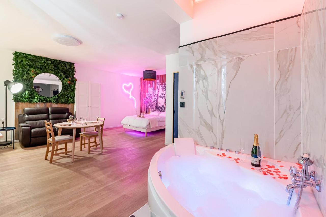 Appart-jacuzzi à 6 Min De La Gare St Charles